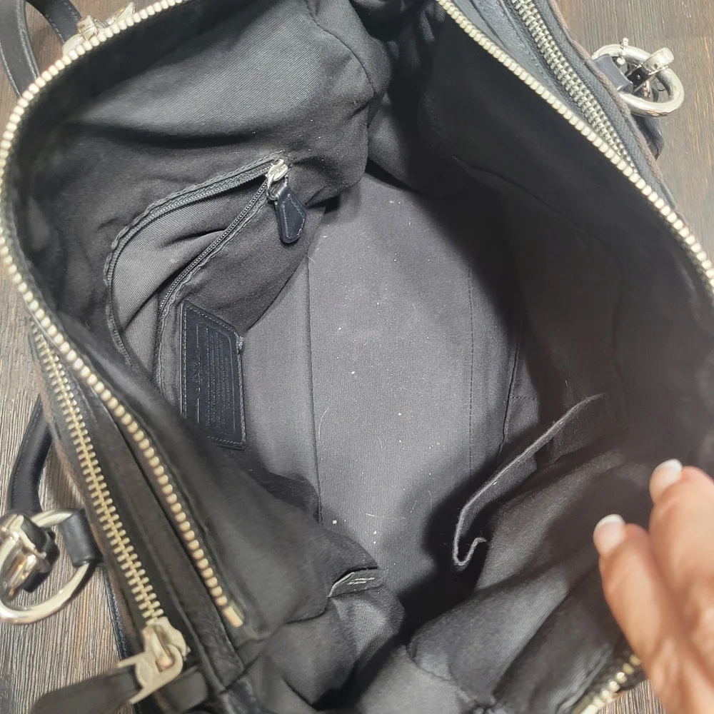 Coach Black‎ Signature Tote Bag